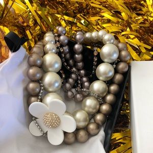 Marc Jacobs Daisy Pearl Statement Necklace